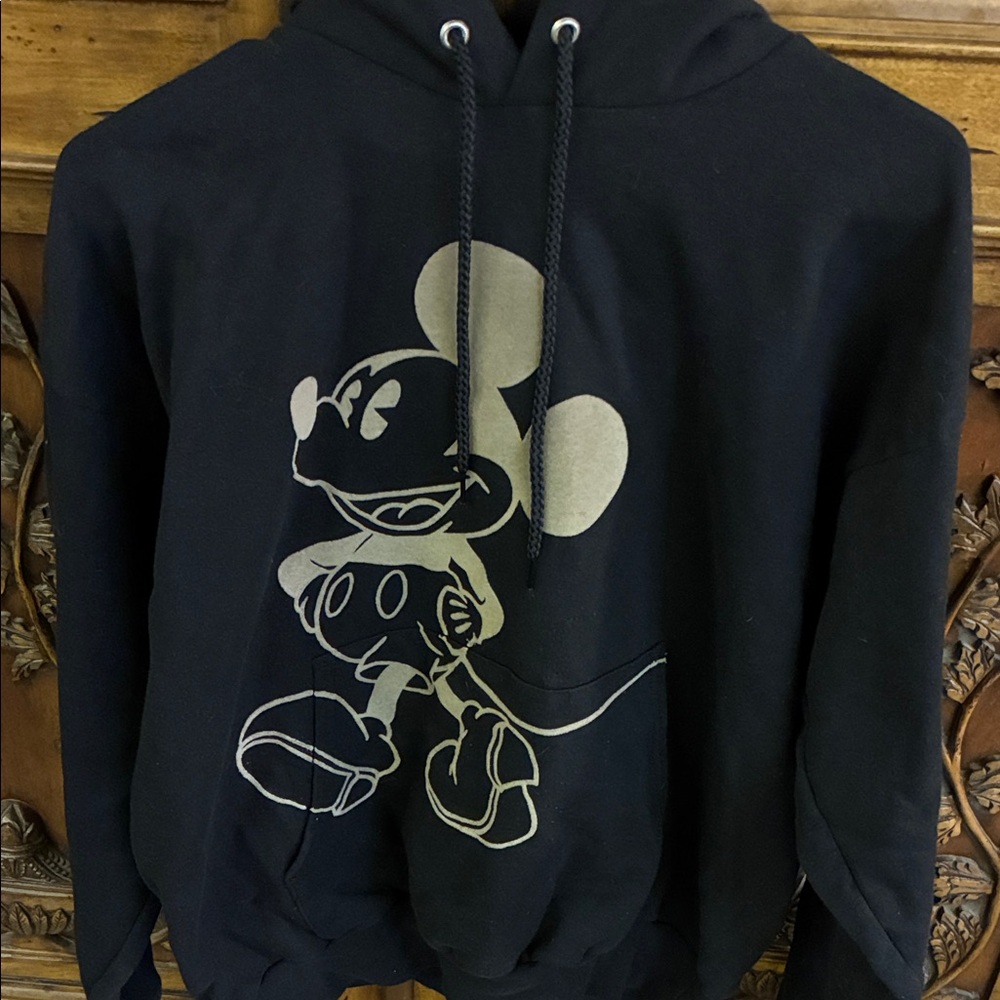 Disney World Velvety Mickey Mouse Hoodie Size Men’s Large